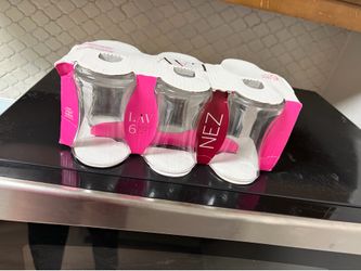 Six piece glassware