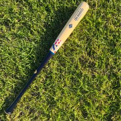 32” maple Marucci profesional wood bat