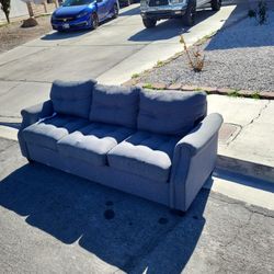 Free sofa couch