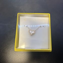 Kendra Scott Necklace