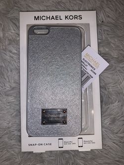 Michael Kors Silver snap-on case iPhone 6+/6s+