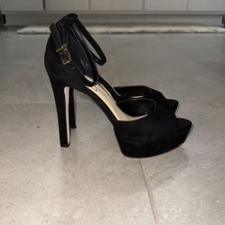 Jessica Simpson High Heels 