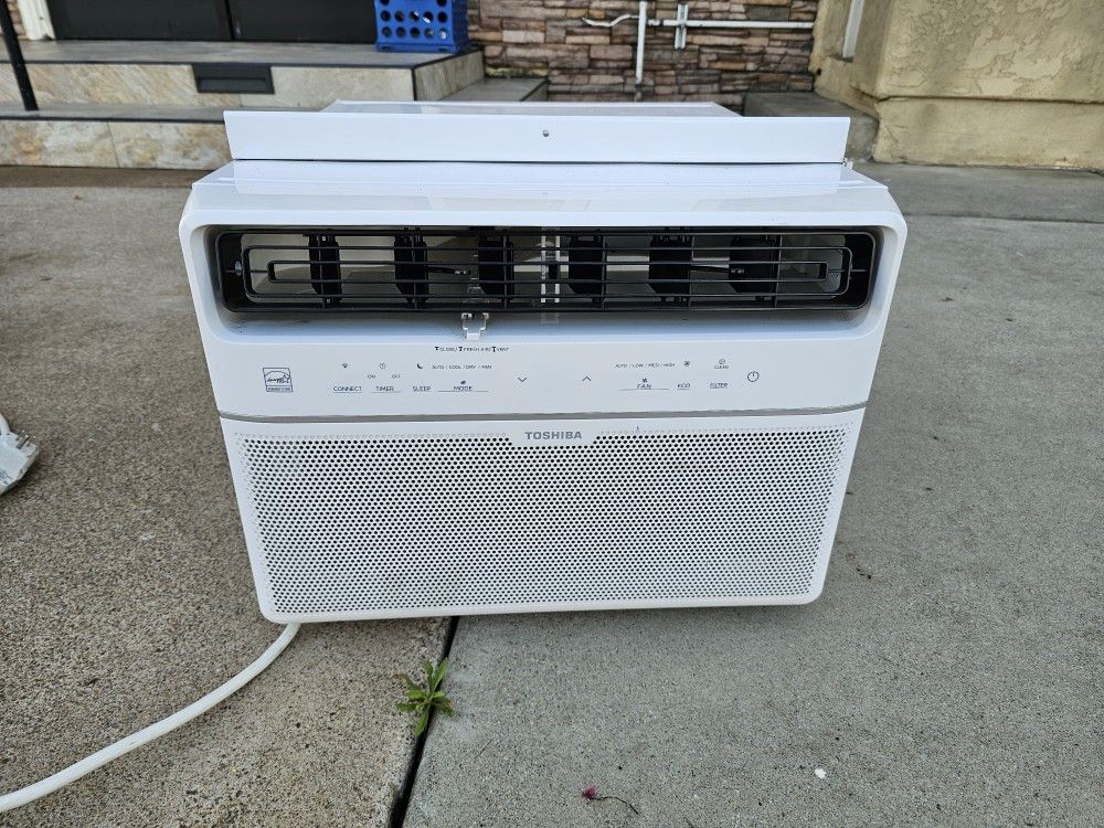 Window AC Unit