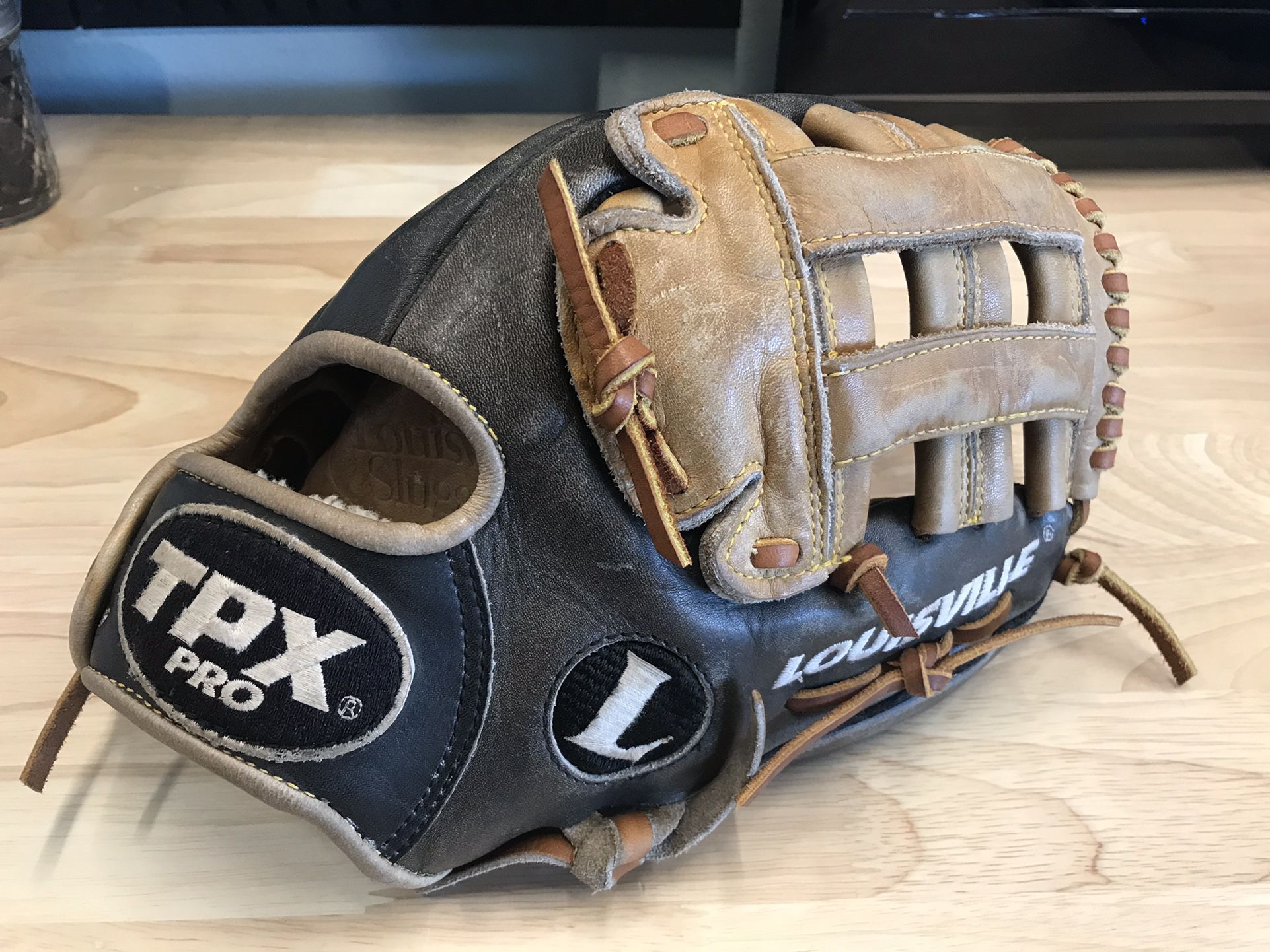 Louisville Slugger TPX Pro Glove (HOH, A2000 Quality)