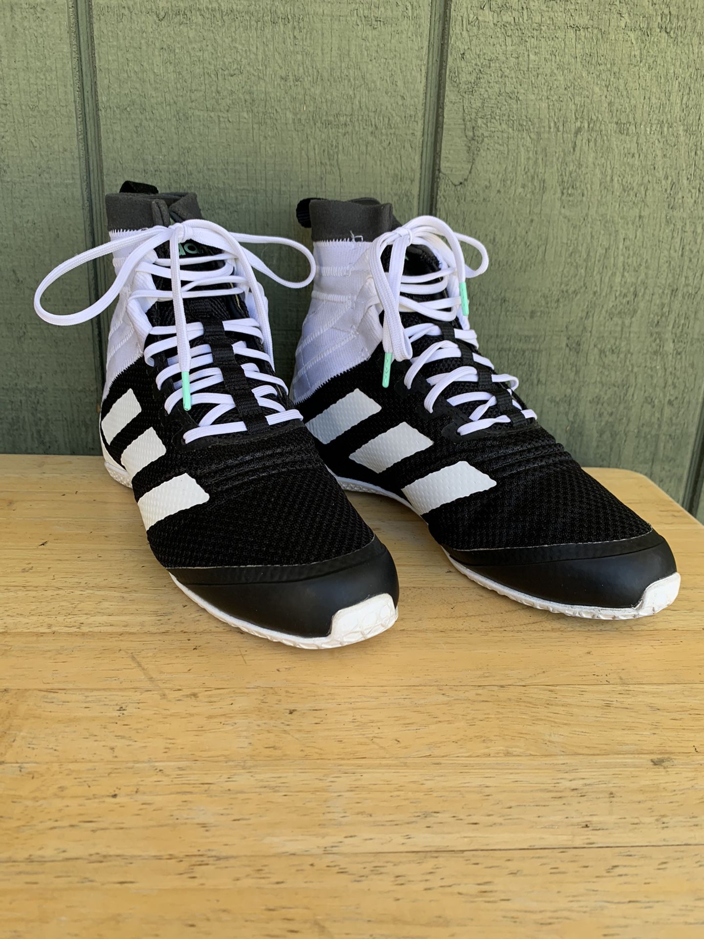 adidas Speedex 18 Black White Shoes MENS SIZE 4.5 WOMENS 5.5 for Sale in West Covina, CA - OfferUp