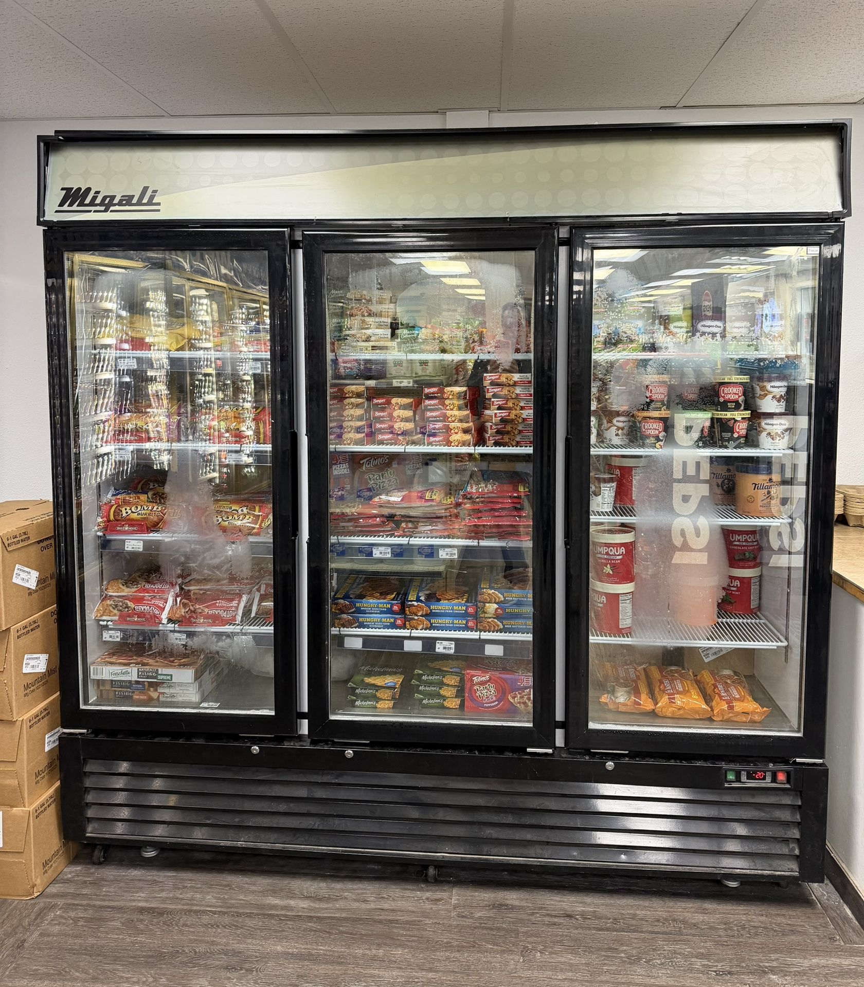 Migali 3 Door Reachin Freezer 