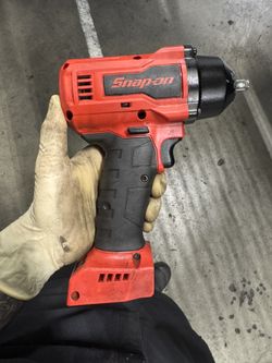 Snap On 3/8 Impact Gun Brushless