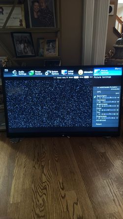 SHARP QUID CRYSTAL TV Model LC-60LE640U