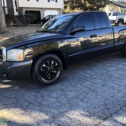 2007 Dodge Dakota