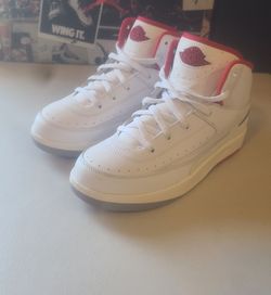 Jordan 2 Retro "Origins" Wht/Fire Red-Fir-Sail (DQ8564 101) Size  3 Youth
