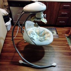 Fisher Price Swing 