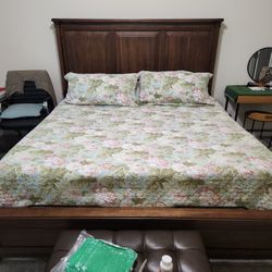 Remote Control Kane's King Size Bed