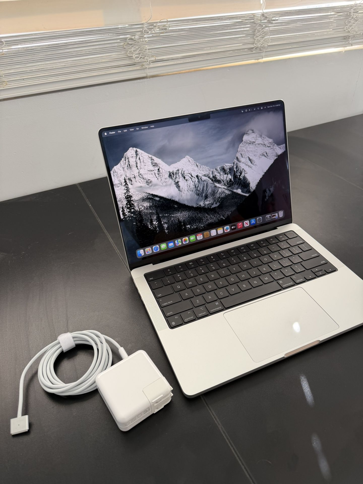 MacBook Pro M3 Pro Chip