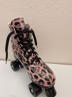 XUDREZ Roller Skates Animal Print Size  42/10.5 Womens