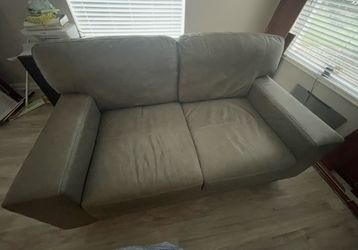 Ashley leather loveseat(Gray)