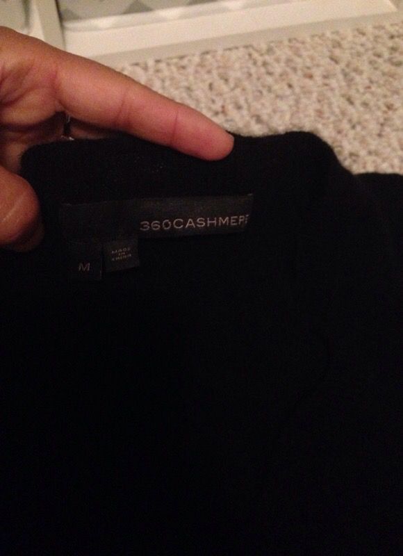 100% cashmere black sweater -M