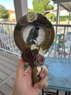 Hand Held Photo Frame