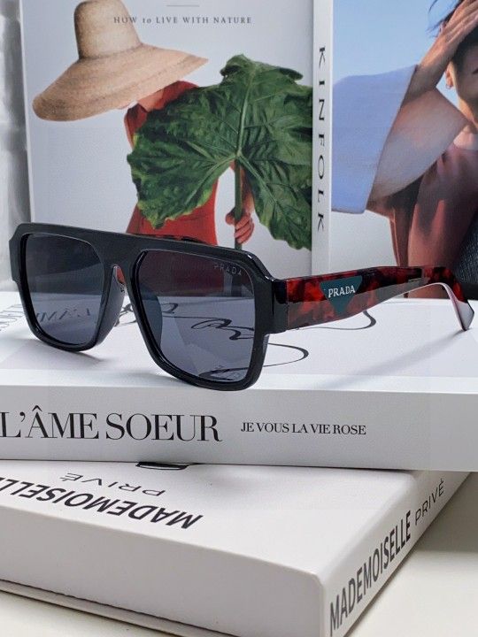 Men's Sun Realm, a must-have for travel