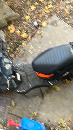 roughhouse 50 moped