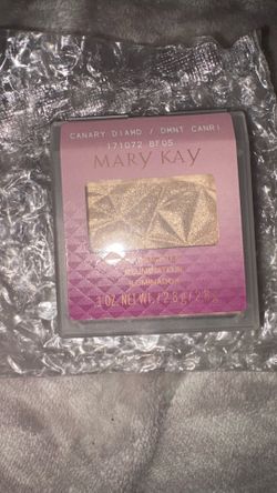 2 Mary kayy highlighter 10$ each