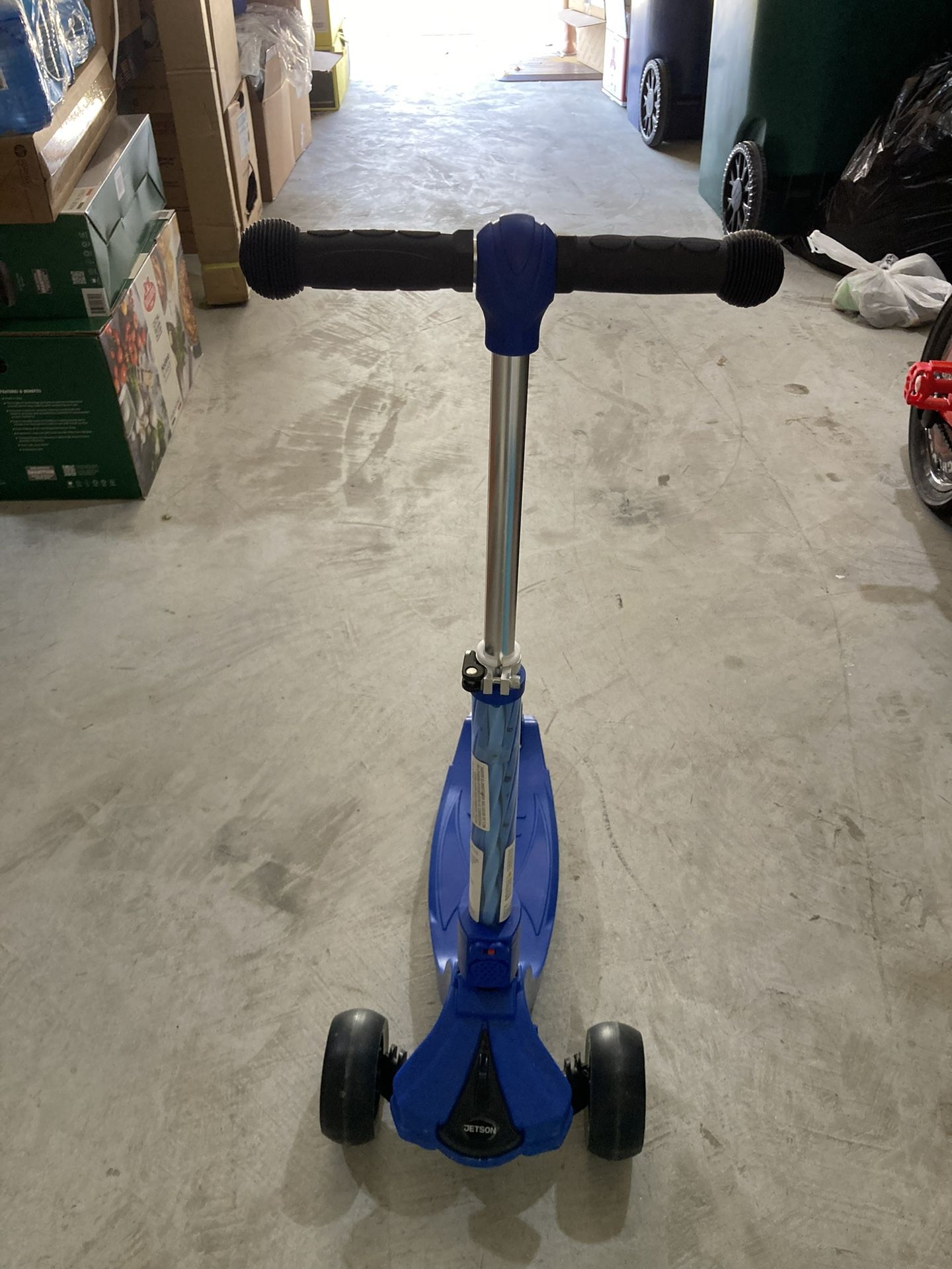 Foldable scooter blue color  