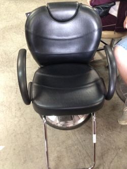 Salon Chair