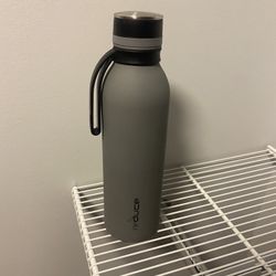 Reduce 28oz Insulated Water bottle