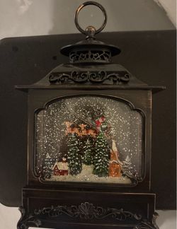 Snow Globe Lighted Christmas Lantern