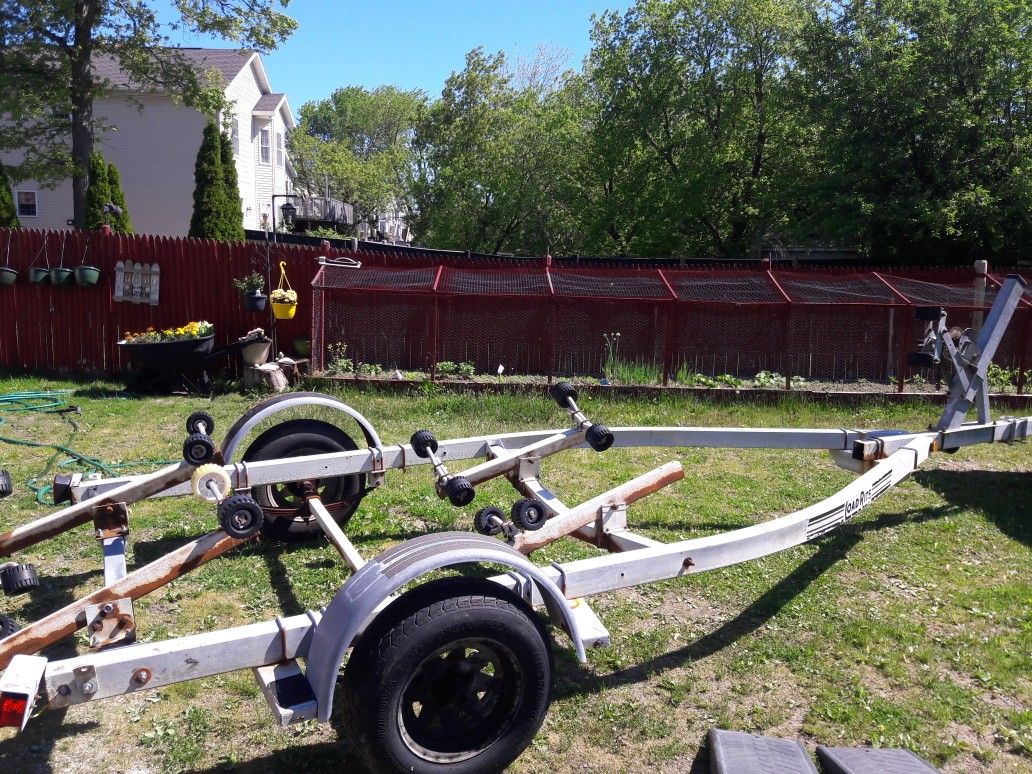 LOAD RITE BOAT TRAILER