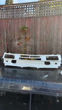 BMW E30 Front Valence