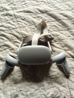 Meta / Oculus Quest 2 VR Headset 128GB + Controllers (Fully Working)