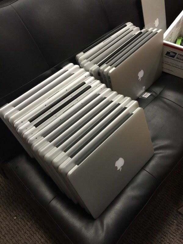 Apple MacBook Pro's