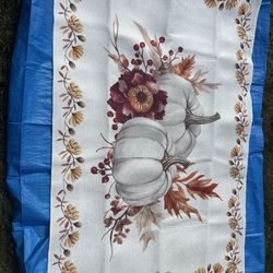 New fall rug very beautiful PUO near Cedar and Shepherd