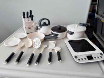 Kids Pretend Play Kitchen Set + Working Toy Hot Plate
