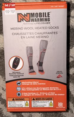 NWT Men’s Heated Socks Size Medium 