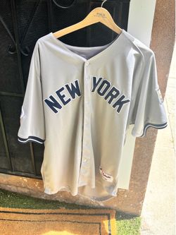 Yankees jersey large