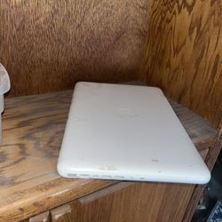 Apple MacBook Core 2 Duo P7450 2.13GHz 4GB DVD±RW DL 13.3" AirPort OS X w/Webcam