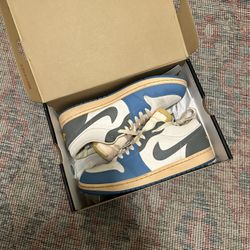 Jordan 1 Low SE Tokyo