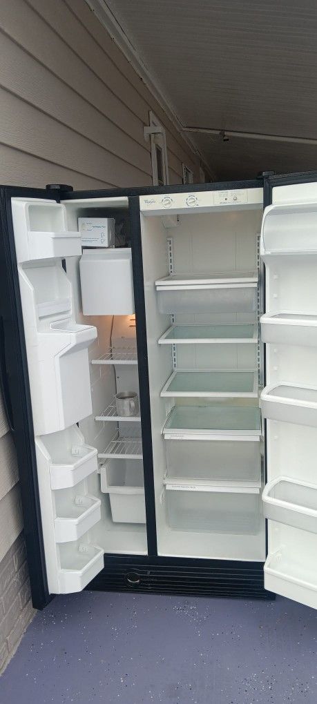 Refrigerator For Sale.