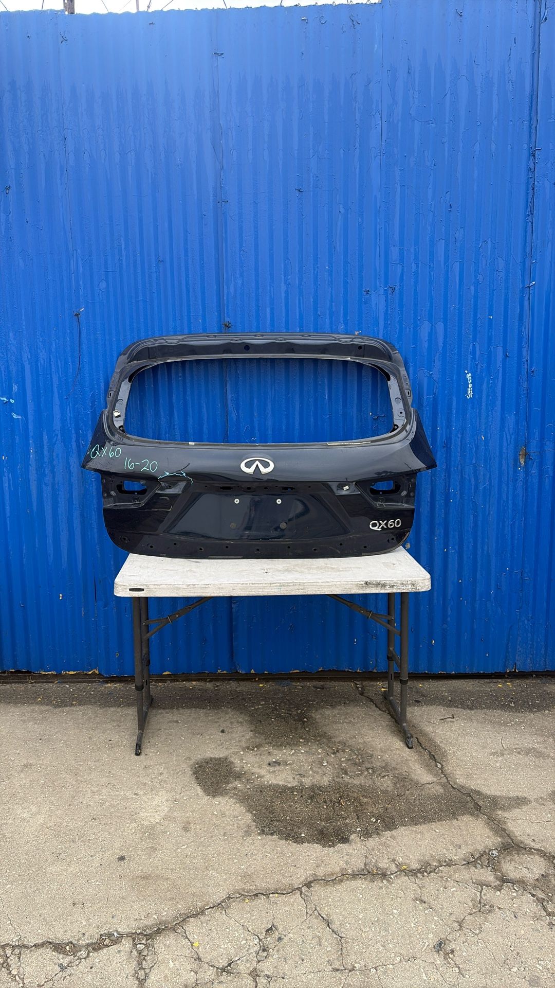 2016-2020 Infiniti Qx60 Tailgate
