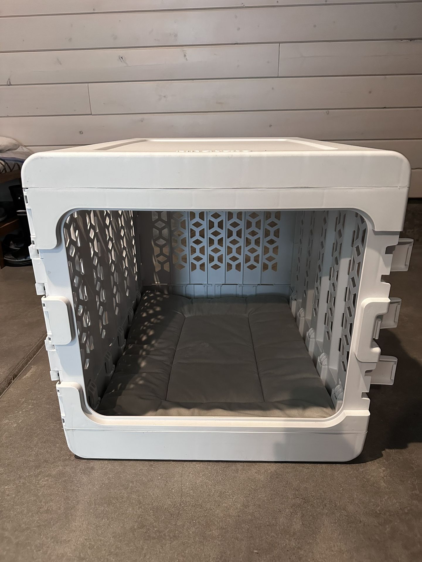 Kindtail Medium Dog Crate