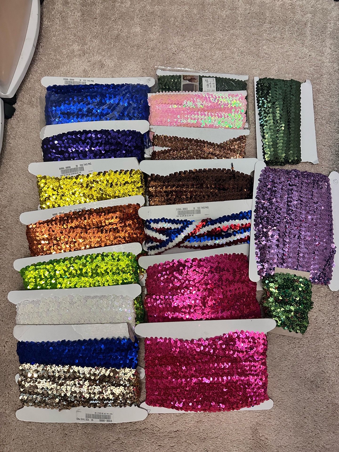 Stretch sequin trim 1.5” wide - make an offer