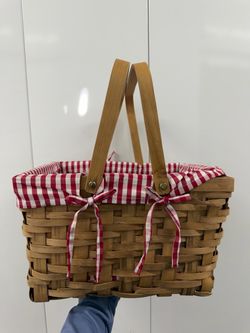 Picnic basket