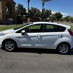 2017 Ford fiesta SE hatchback 77k Miles 
