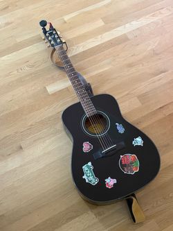 Yamaha f33f acoustic guitar