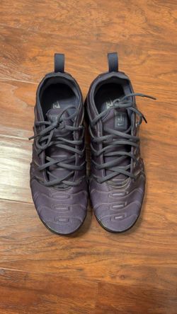 Vapor Maxes Plus Thunder Blue color size 10