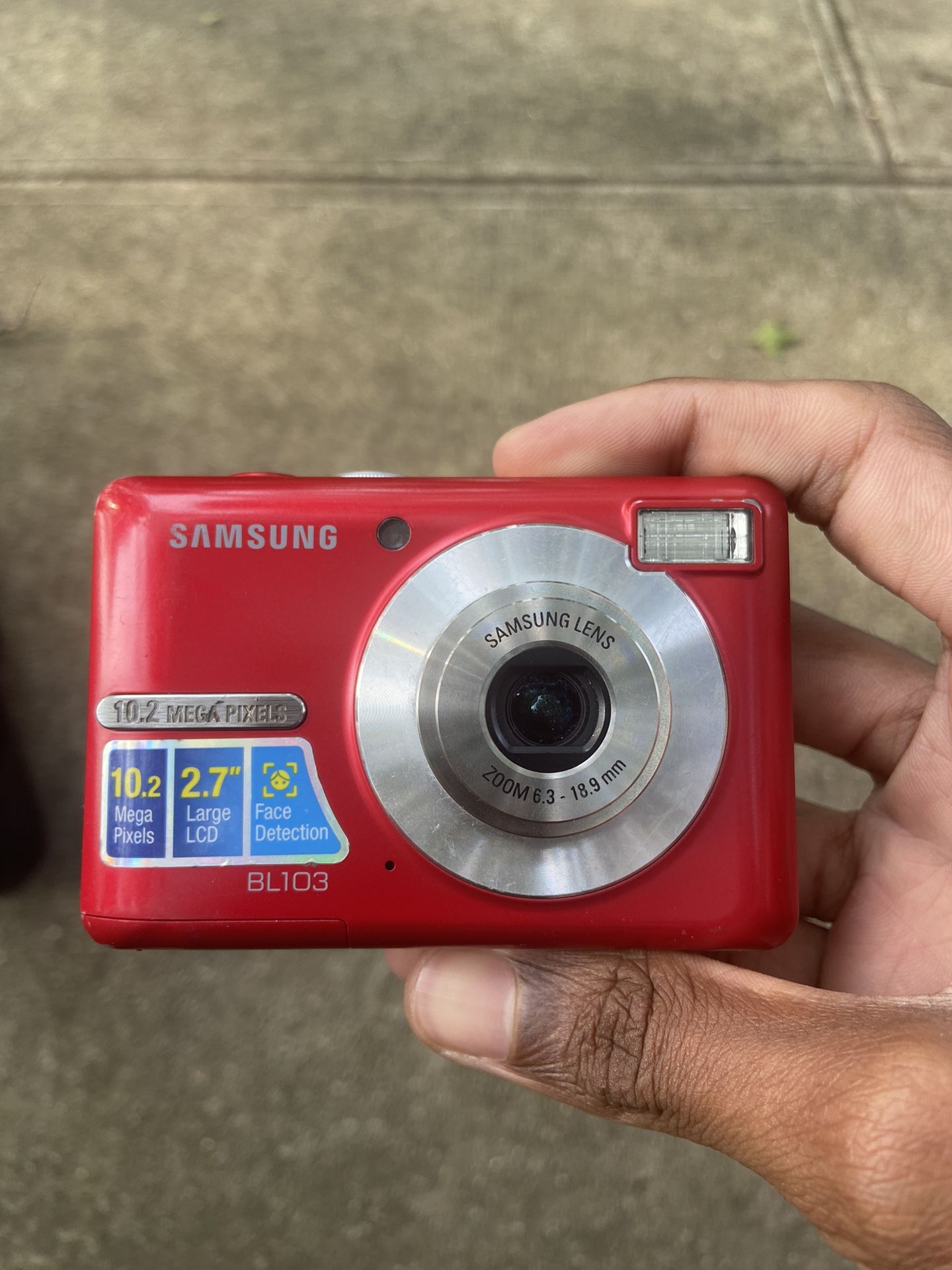 Samsung BL103 10.2MP Compact Digital Camera Tested and Works