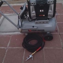 Air Compressor Very Silenced Fortress 