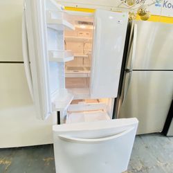 Refrigerator 30” Apartment Size