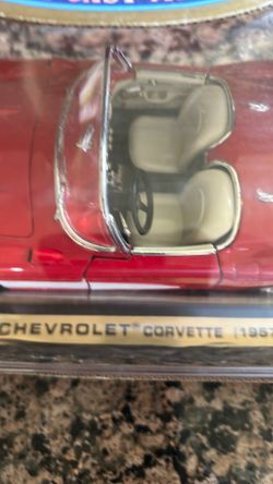 57 1;18 Corvette die cast